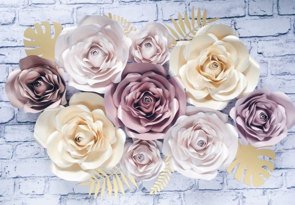 metalizowany rose gold, metalizowany perłowy, metalizowany beż, metalizowany ciemniejszy nude, matowy jaśniejszy nude oraz złote liście