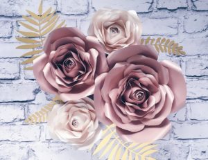 kwiaty z papieru na ścianę 3d rose gold