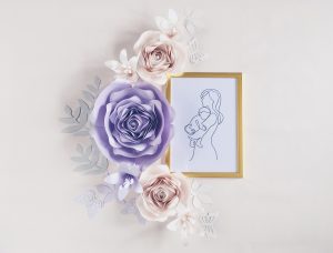 Kwiaty na ścianę - dekoracje do pokoju dziewczynki - fiolet i perła
